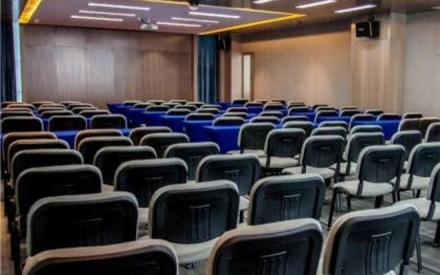 Echarm Hotel Wuhan Jiangxia Zhongbai Plaza