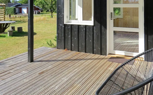 6 Person Holiday Home in Hals