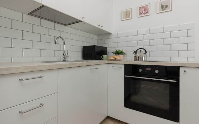 Ursus Sunny Studio by Renters