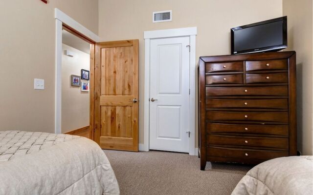 3BR Condo at Bear Hollow Village