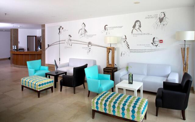 Carvi Beach Hotel