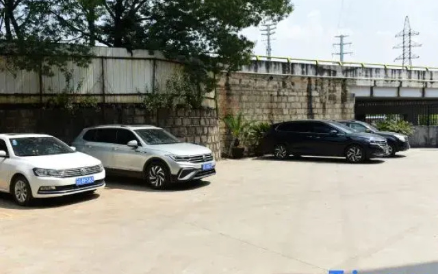 Qujing City Qilin District Ruikun Lanting Hotel