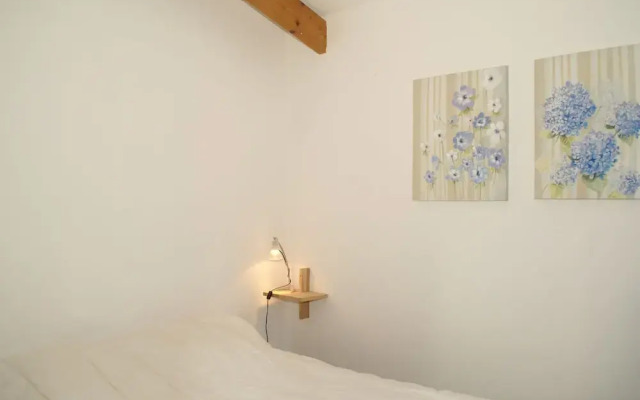 Luxurious Holiday Home near Courset with swimming pool