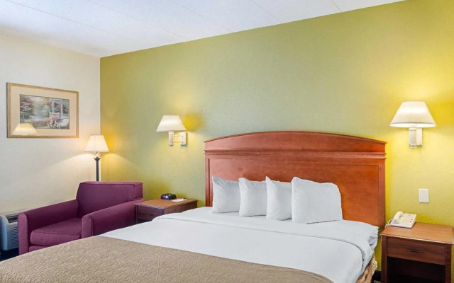 Quality Inn & Suites Worcester MA
