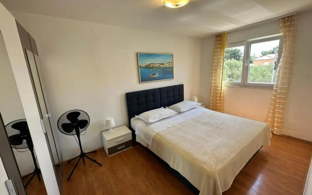 Apartment Mika