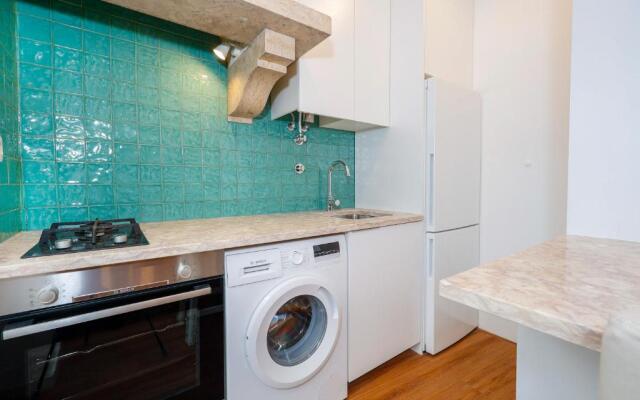 7ti7 Telhal apartment with a lovely Backyard