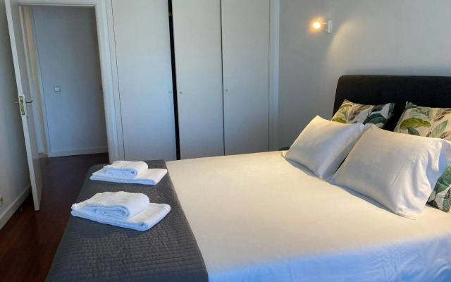 Beach Front with Rooftop