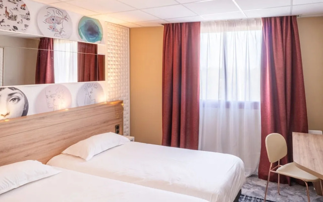 Brit Hotel Nantes Beaujoire - L'Amandine