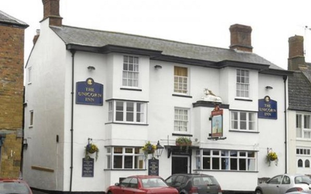 Unicorn Inn