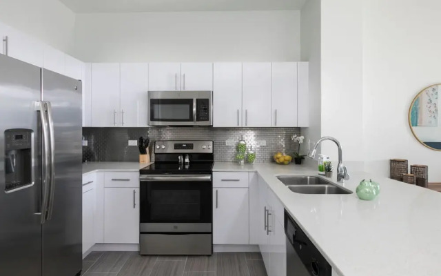 Luxury Condos at Hollywood Beach
