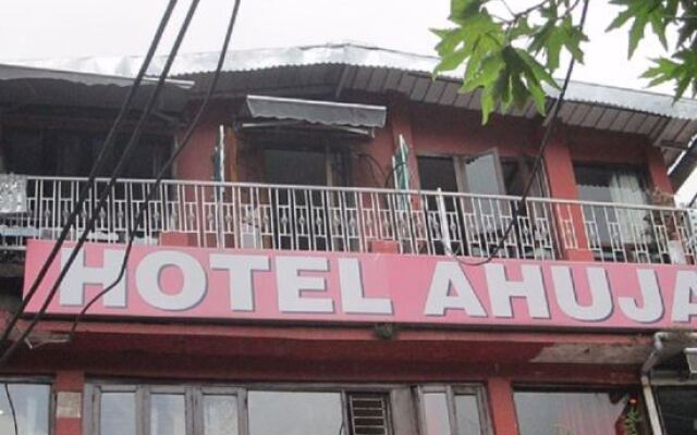 Hotel Ahuja