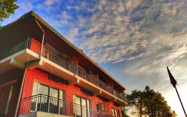 Safarmaina Resort