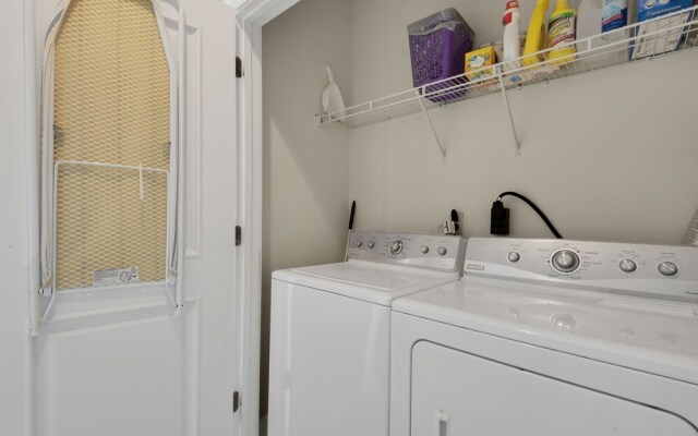 Sea Shell 3 Bedroom Townhouse by RedAwning