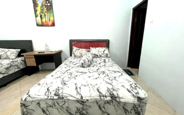 Capital O 92615 Villa Utama D'alas Purwo