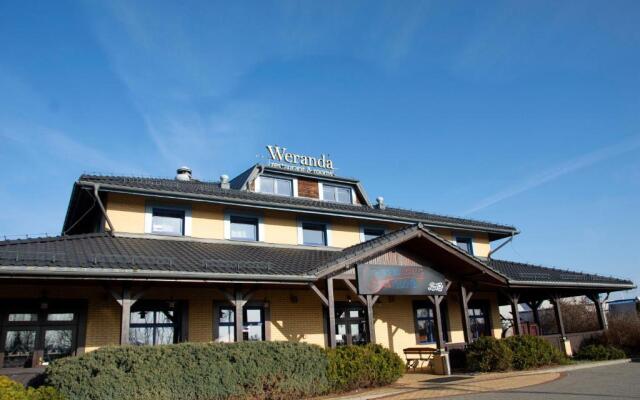 Weranda Restaurant & Rooms