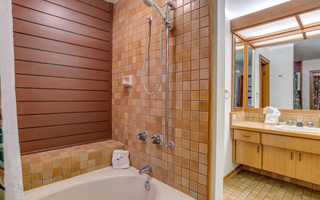Kapalua Ridge Villas by KBM Vacations