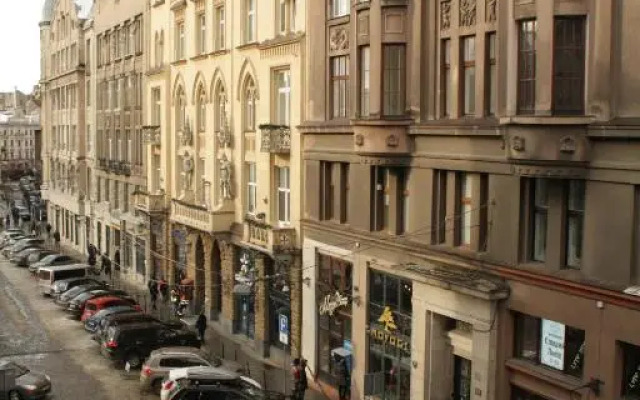 Lviv Wall Street Apt