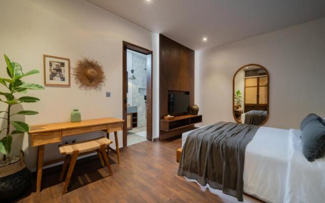 Apartment Seabreeze 2 - Amazing Sunset Penthouse-2bdr with pool-Beachfront