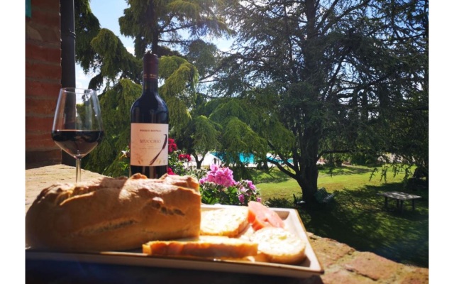 Sunflower apt With Shared Pool Family fun