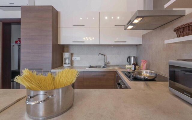 Beautiful Home in Betiga With Wifi and 3 Bedrooms