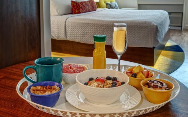 Hotel Indigo Memphis Downtown by IHG