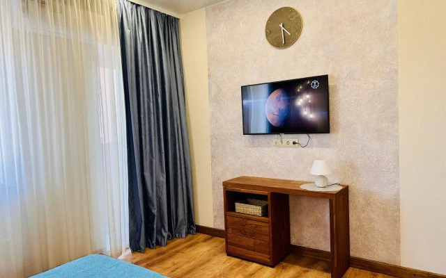 Апартаменты на улице Отлогая 10