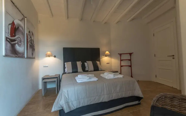 Villa Aphrodite sunkissed MykonianLuxury