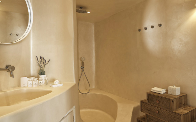 Astra Suites