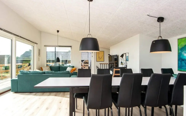 10 Person Holiday Home in Bjert