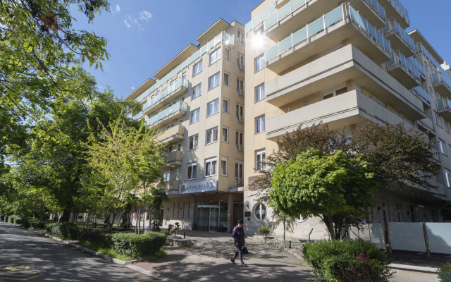 Premium Apartment House