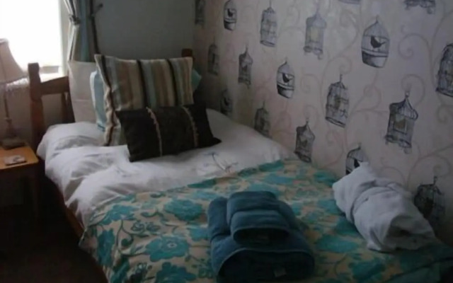 Esklet Guest House