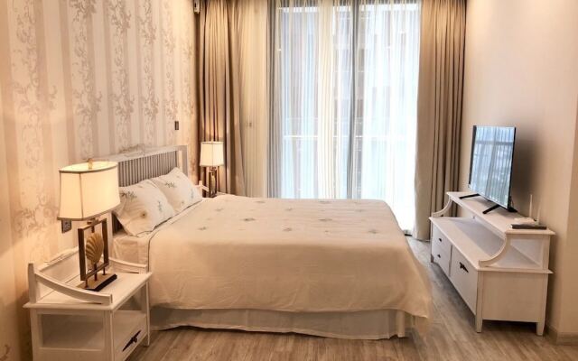 Zahoo House - Vinhomes Golden River