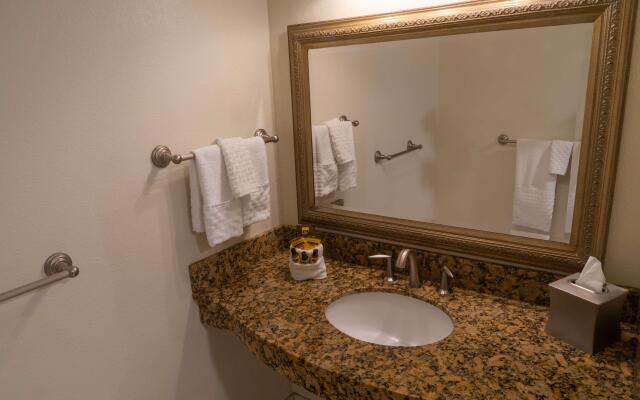 Best Western Plus Monterey Inn