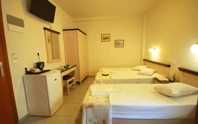 Mirabello Hotel