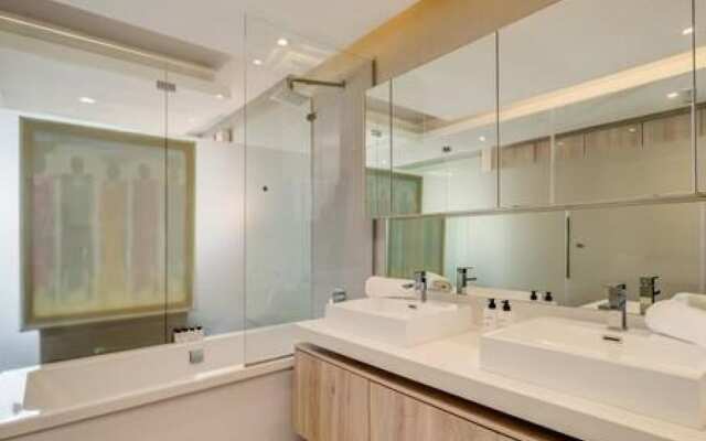 Elegant Apartment at the Waterclub Amani Views