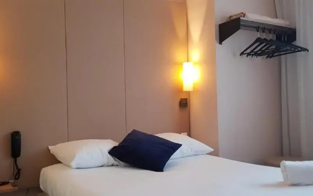 Hotel Bristol