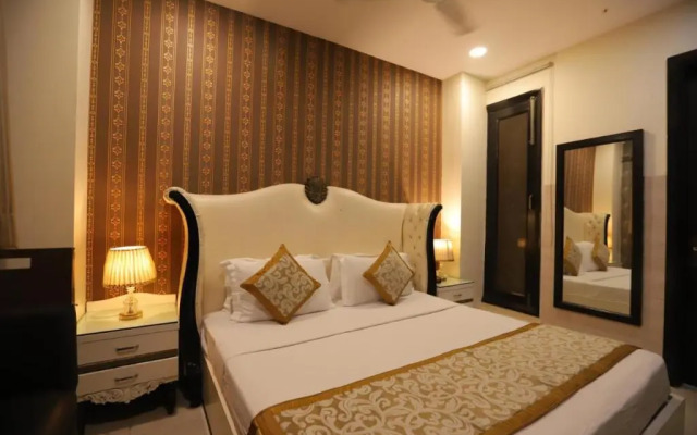 OYO Flagship 26585 Bhera Enclave Paschim Vihar