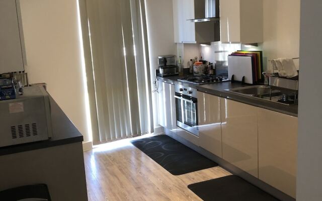 Wembley 2 Bedroom Apartment