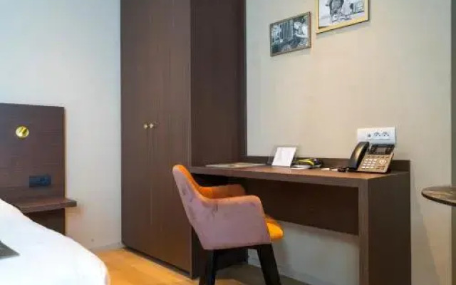 Business By Parkhotel -ANNEX-
