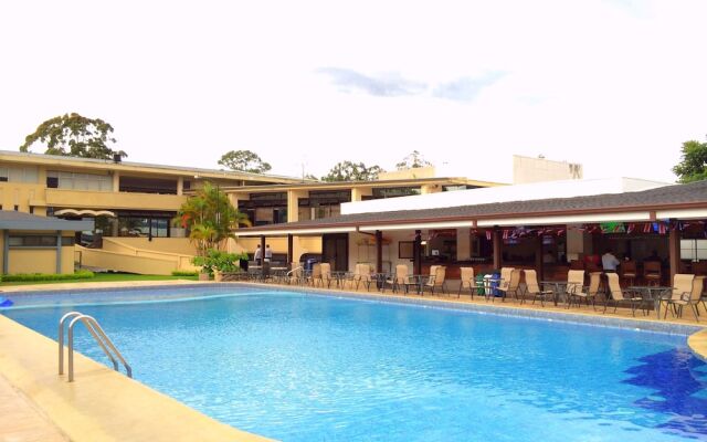 Costa Rica Tennis Club & Hotel