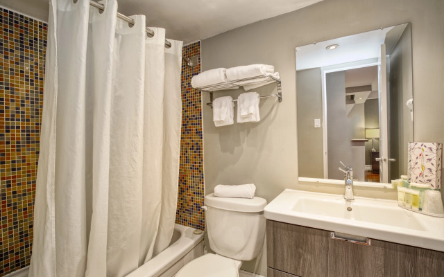 Town Inn Suites Hotel