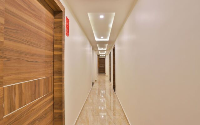 OYO 13032 Shiv Sagar Palace