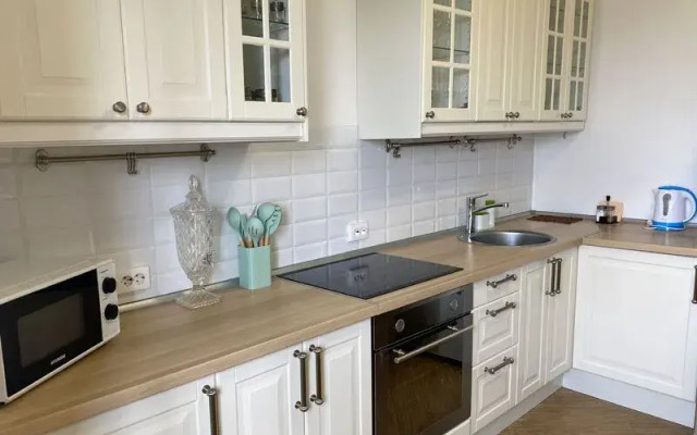 Йо Плейс на улице Восточно-Кругликовская, д. 22