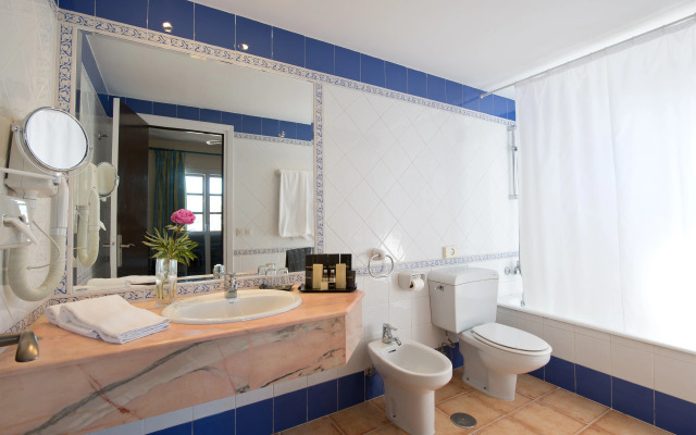 Hotel BlueBay Banús