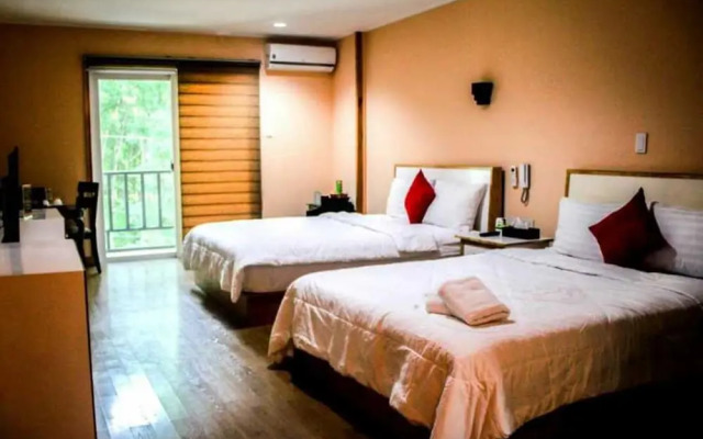 Koregon Hotel