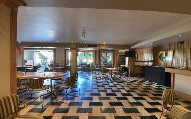 Hotel La Estancia