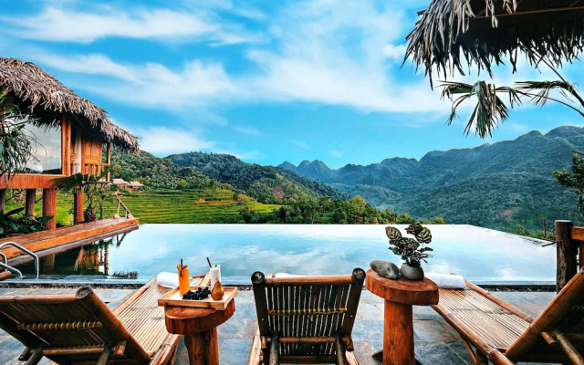 Puluong Natura Bungalow