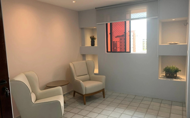 Apartamento amplo com acesso direto à praia!