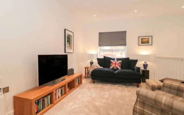 Flat 2