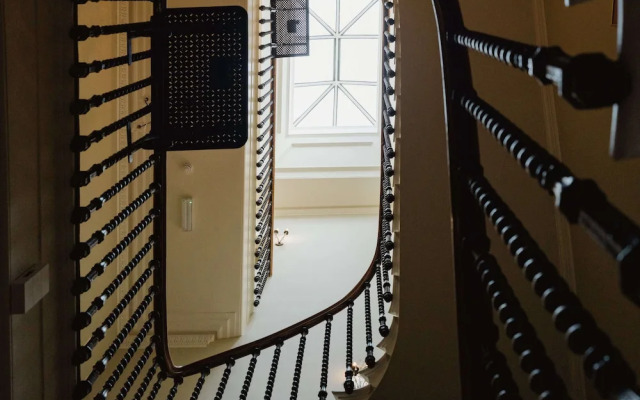 Prestigious Townhouse close to Princes Street